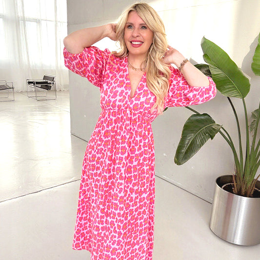 Vestido de mujer con cuello en V y estampado